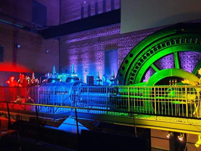 Spectacle au musée Electropolis 